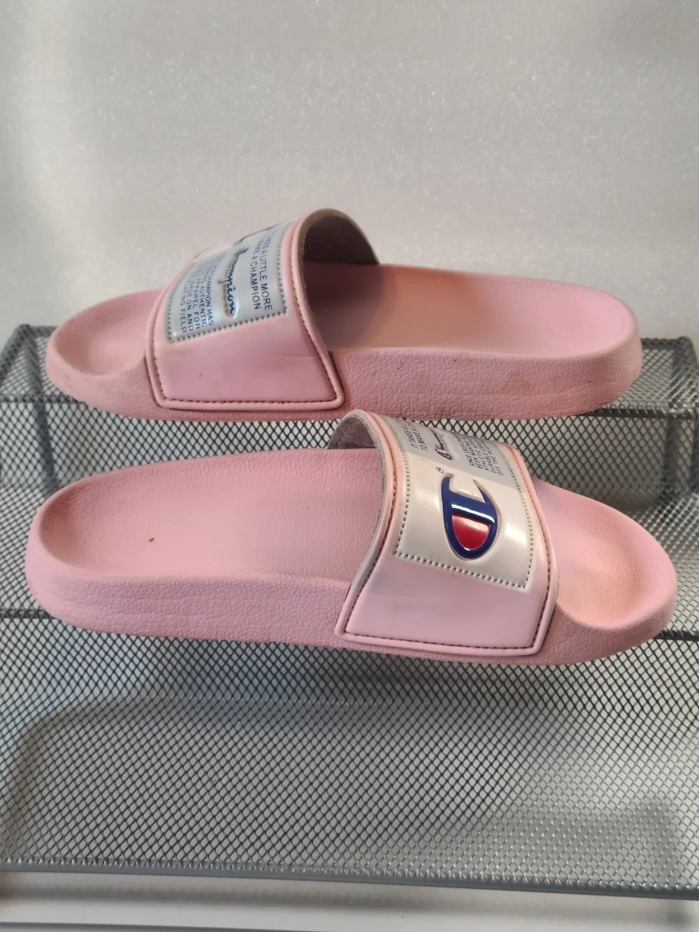 Champion Girls Pink Verstile Slide Sandals EUC Size 13